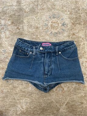 Edikted Dark Blue Denim High-Rise Cutoff Shorts